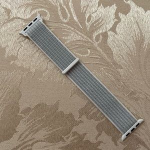 summit white apple watch band